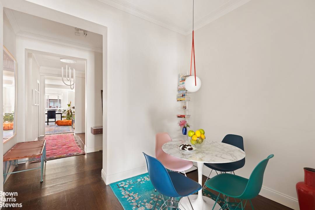 Now is your opportunity to live like an international superstar in a special condo where the Shubert's and Gershwin's thrived and even business leaders far and wide.