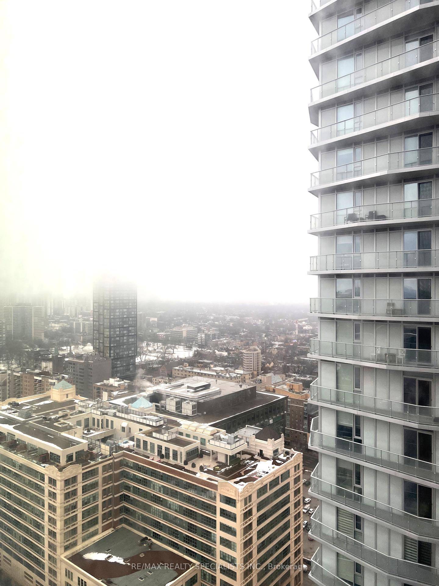 IMMEDIATELY MOVE IN ANY TIME WELCOME TO NEW CONDO 252 CURCH ST TORONTO On 38th Floor, a spacious brand new 1 1 Bedroom, 2 Bathroom Condo with North East Exposure.