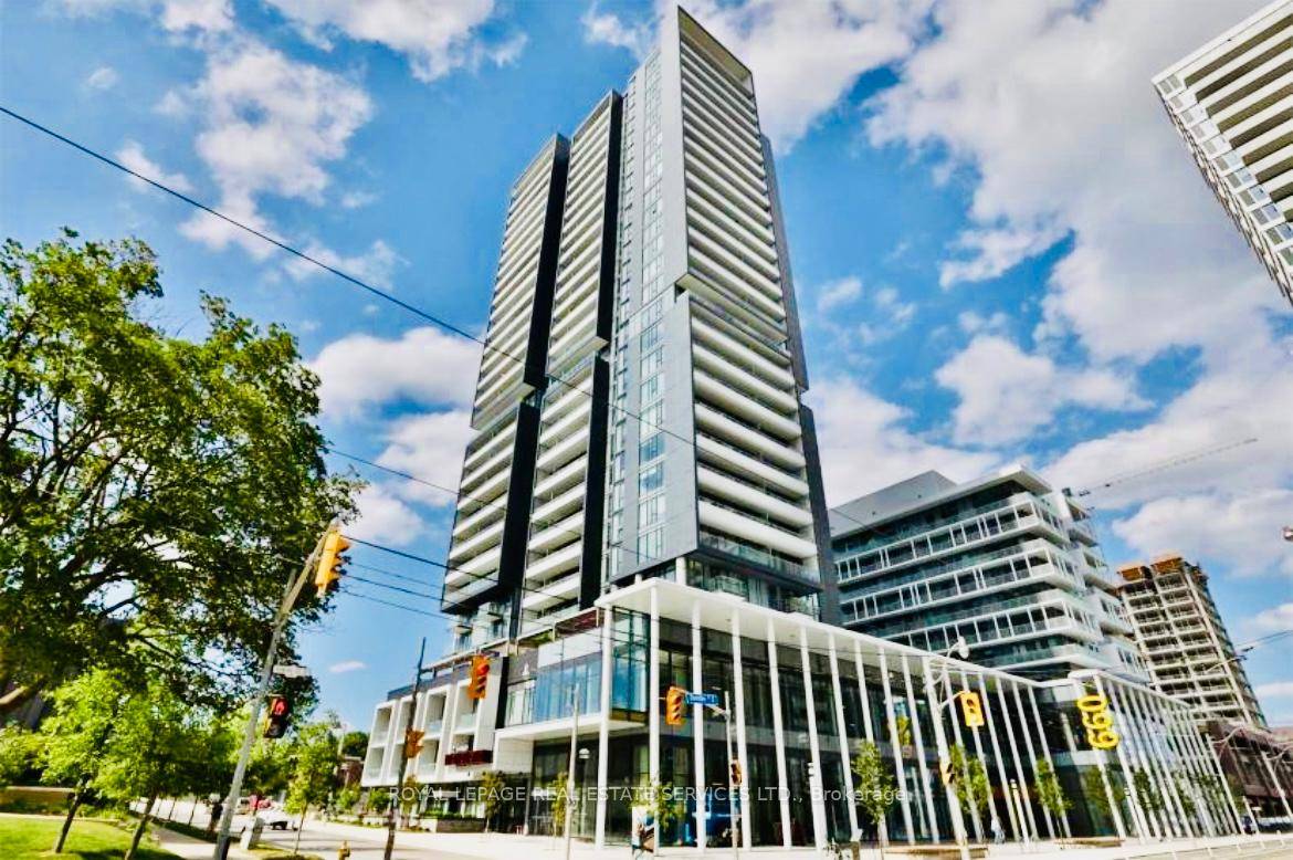 Welcome To This Stunning 1 Bed 1 Den Unit With Spacious Den.