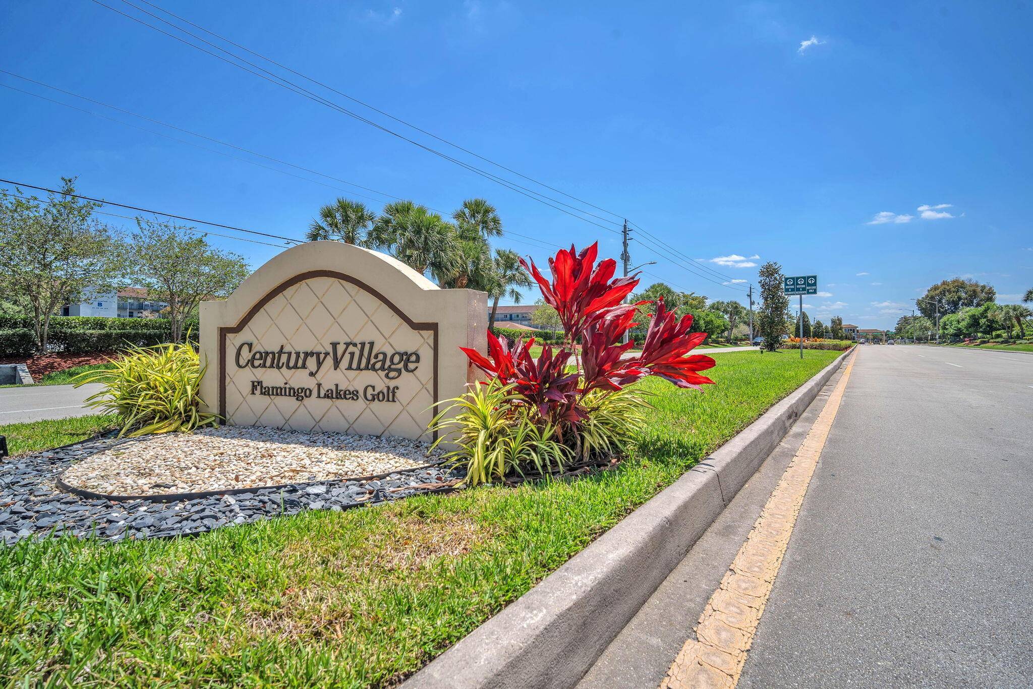Welcome to your cozy retreat in the heart of a vibrant 55 community !