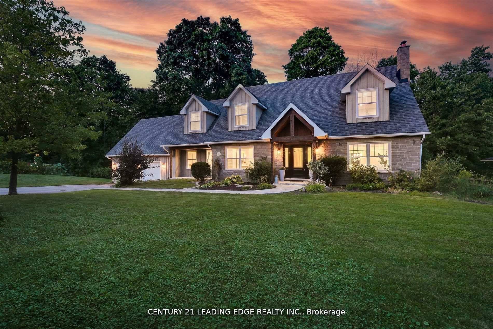 Nestled On A Picturesque 3 4 Acre Forest, This Meticulously Renovated Home Offers The Perfect Blend Of Modern Elegance And Natural Beauty.
