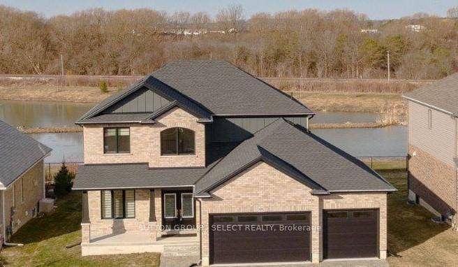 LOVELY HOME FOR DISCERNING TENANTS WHO WANT THAT SMALL TOWN FEEL BUT QUICK ACCESS TO LONDON, ST MARYS, 401 AND MORE.