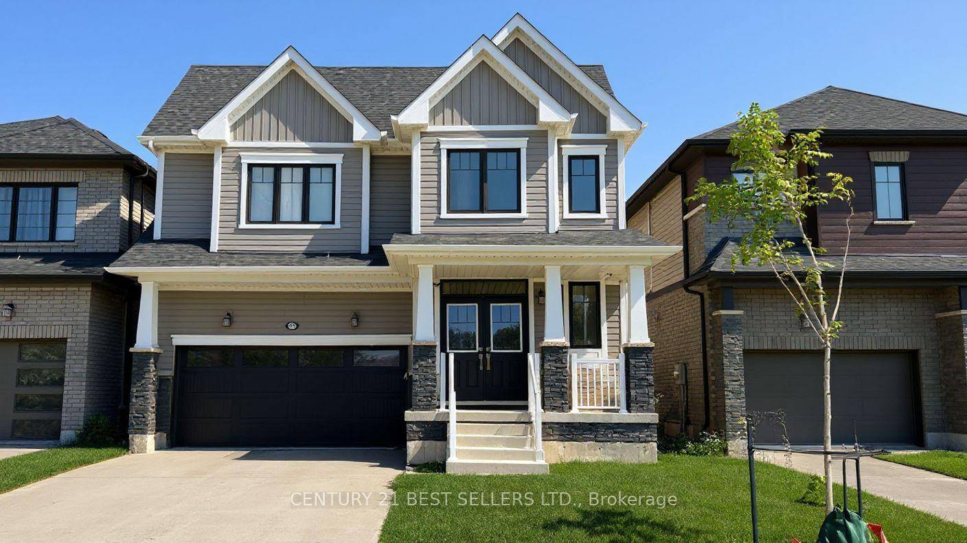 Spacious amp ; Stylish 5 Bedroom Home Across from Future Legacy Park.