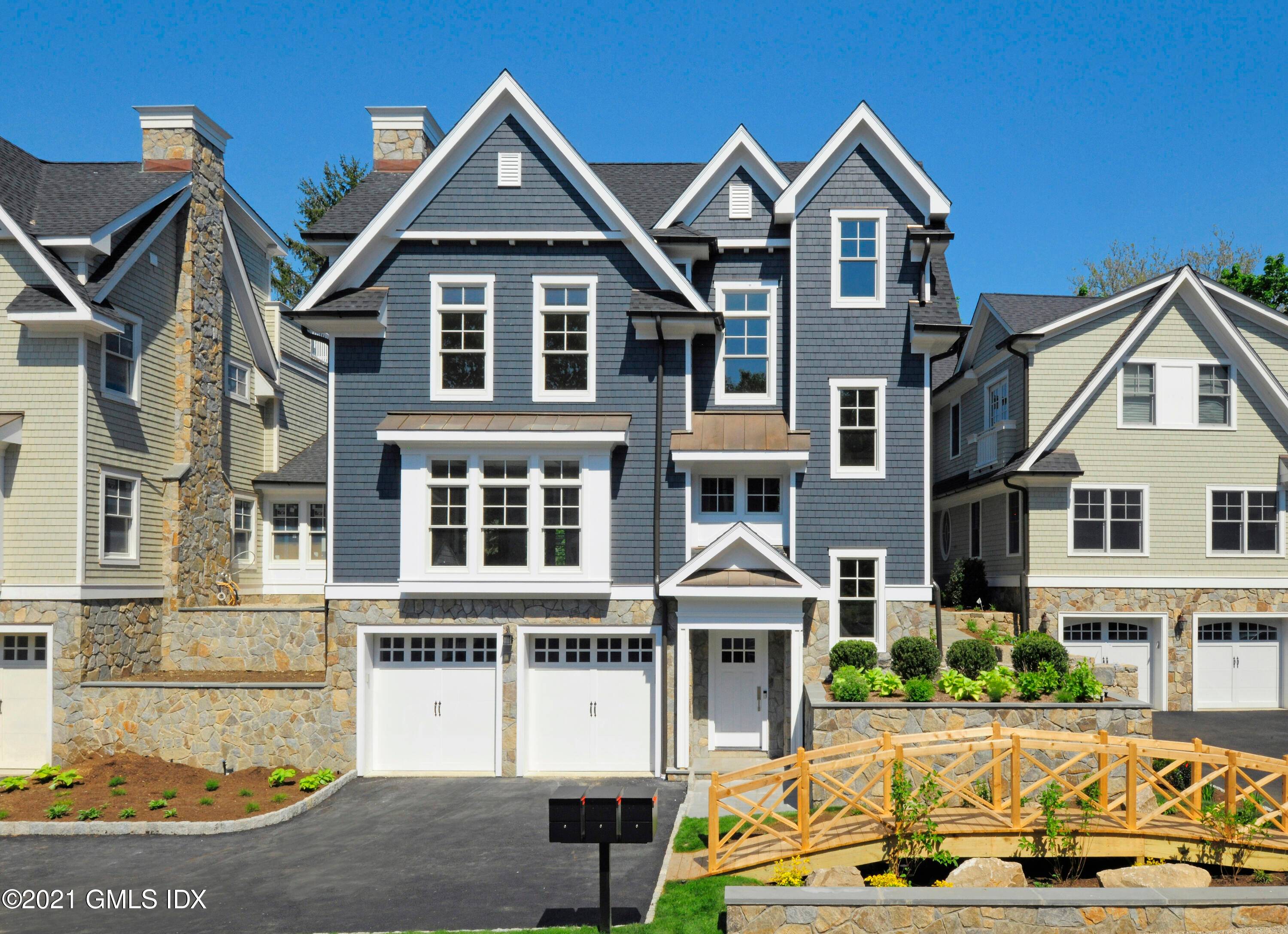 Welcome to Whispering Pond town homes where life style is everything.
