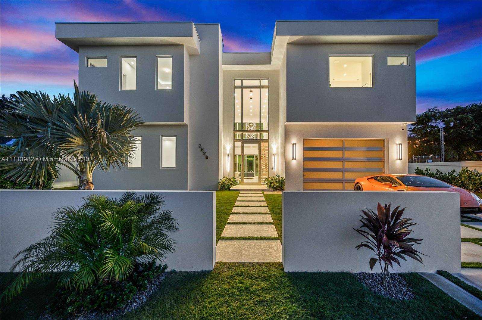 New Construction Modern Estate in the Heart of Jupiter Beach.