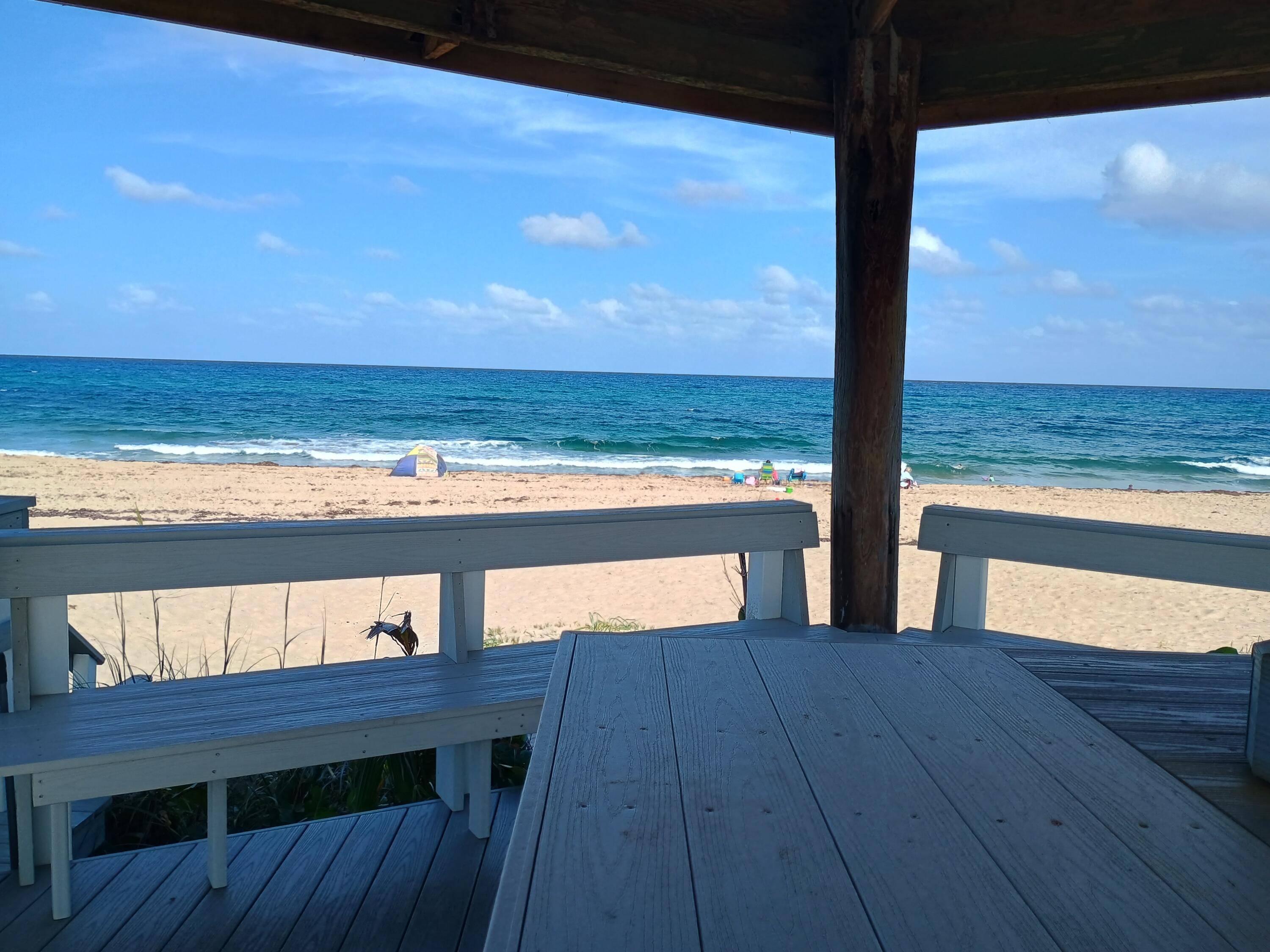 FABULOUS OCEAN RIDGE COMMUNITY !