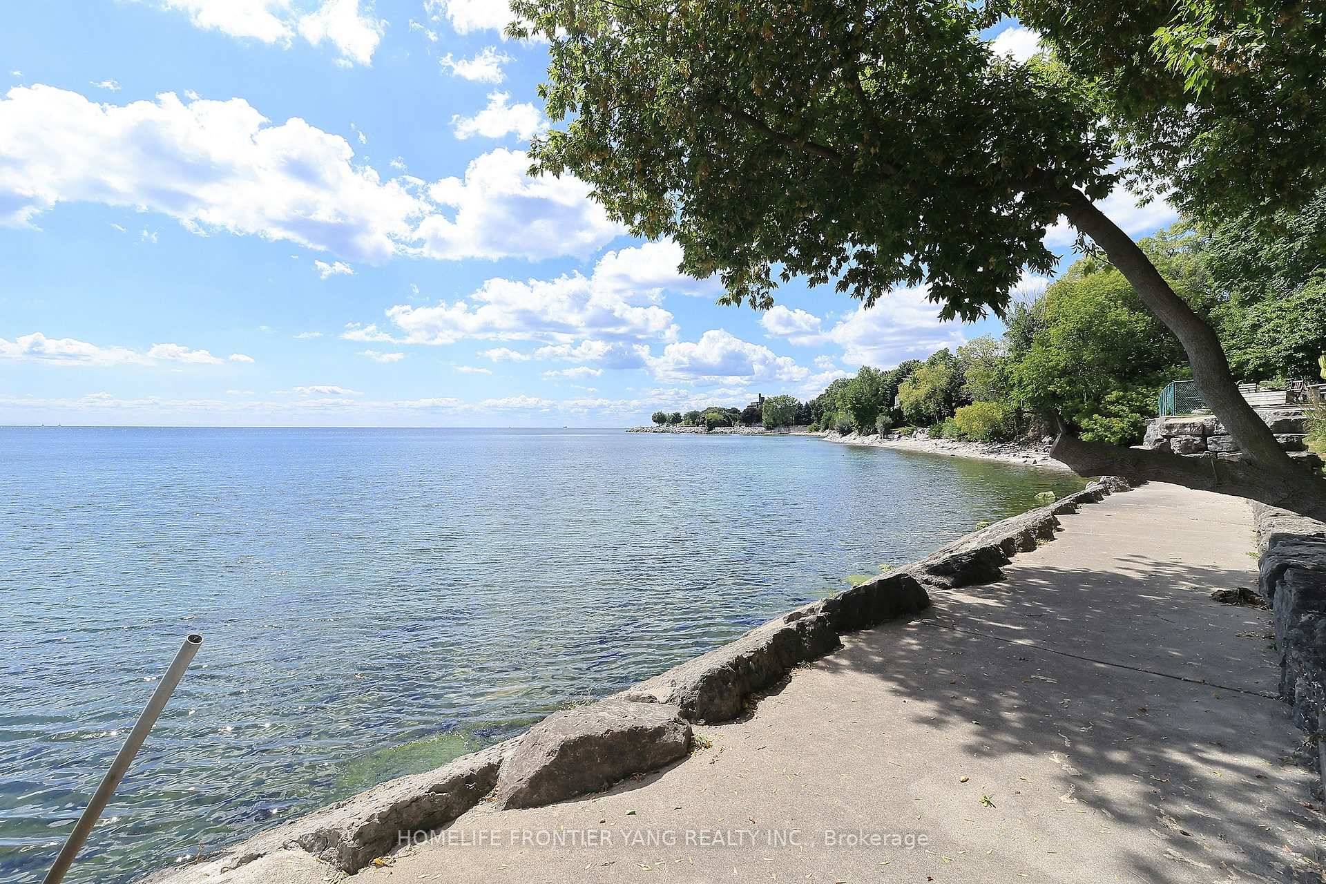 Beautiful Lakefront In Sought After Mimico Neighbourhood !