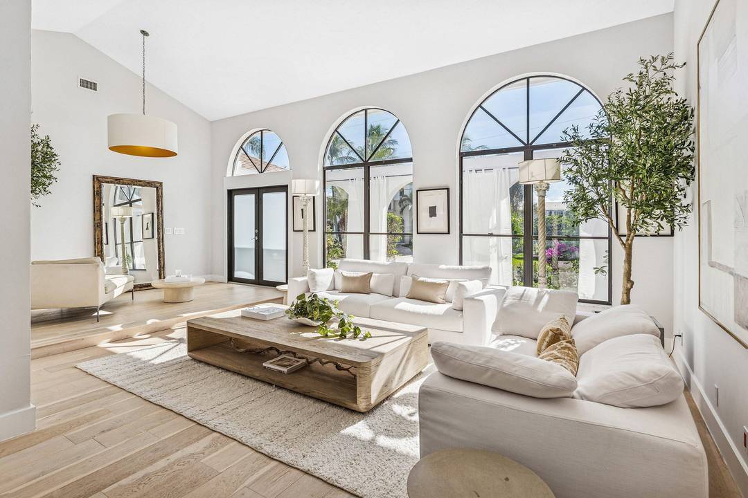 Discover an incredible opportunity to lease a beautifully renovated single story home in the highly sought after coastal community of Ocean Ridge.