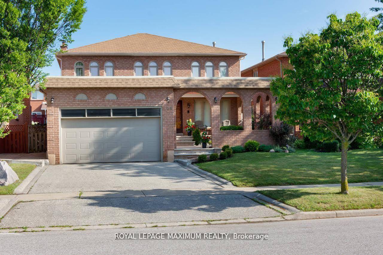Immaculate Very Well Maintained Approximately 3, 000 Sq Ft Large Detached Executive Home In A Prime Location Main Floor Offers A Fantastic Layout With A Grand Entrance Combined Living Dining ...