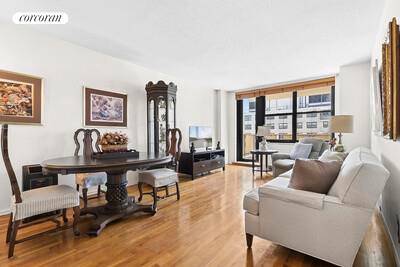 NEW LISTING ! Open House this Sunday May 3 from 11am 1pm.