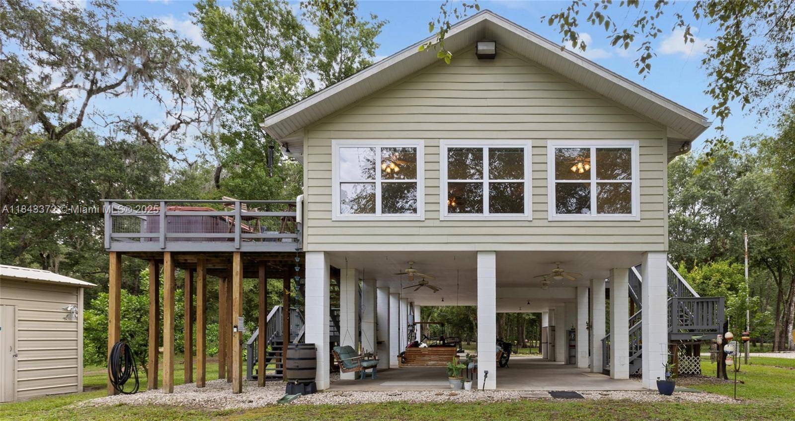 A PIECE OF HEAVEN ON THE SUWANNEE RIVER !
