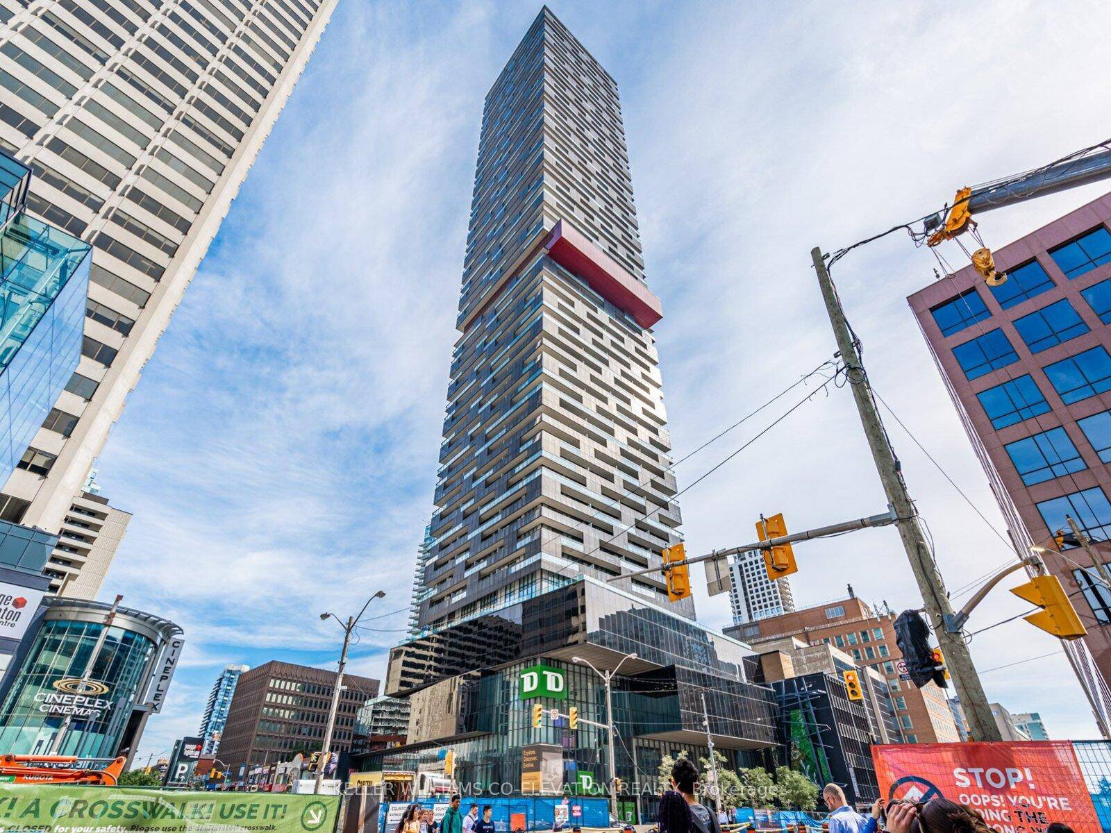 LIFE'S GREAT E8 ! ! Ultra Premium 1 Bedroom 1 Bathroom Suite Full Of Upgrade amp ; Extra Preferred Floor Plan With No Wasted Space amp ; Sunny West Exposure ...