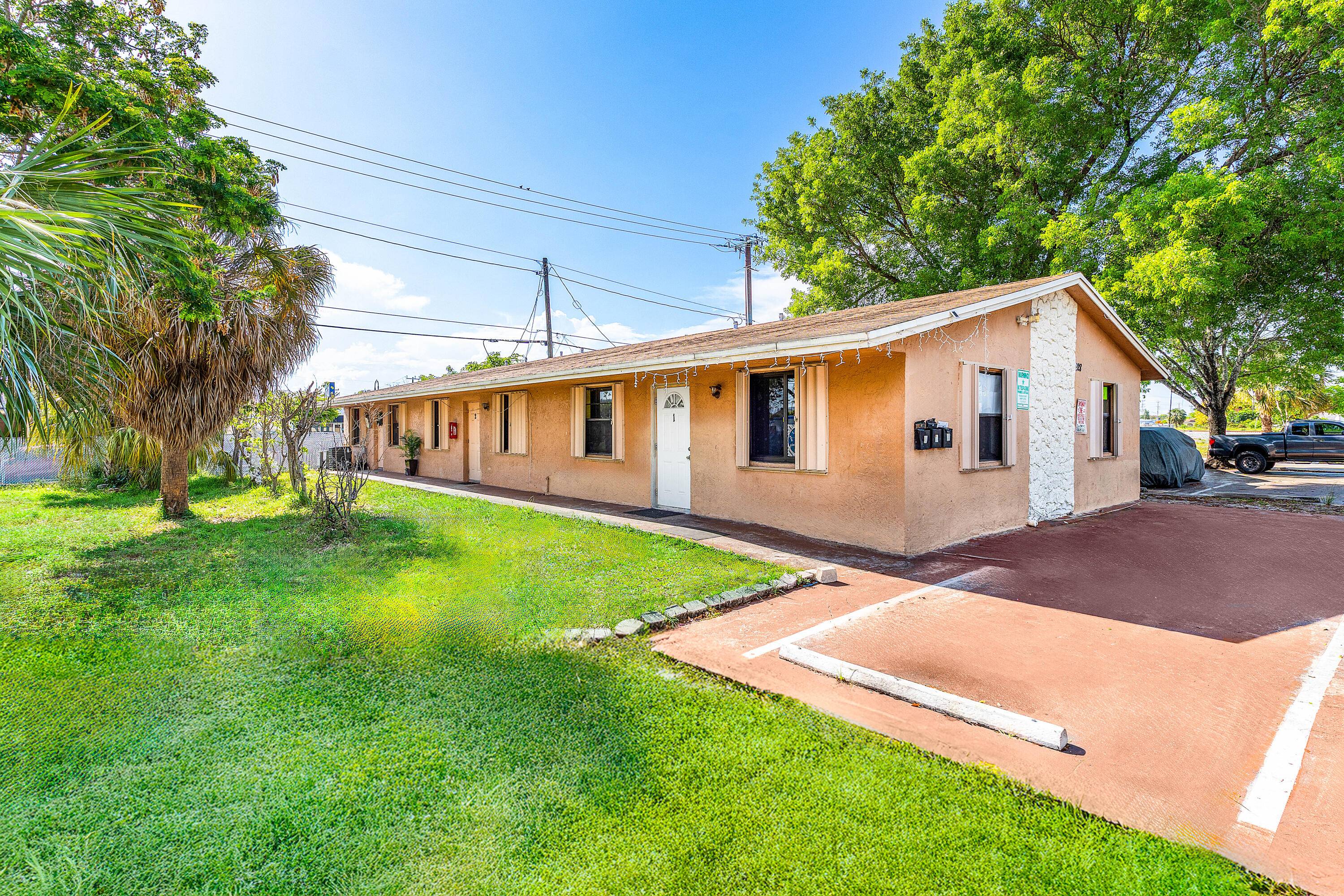 Triplex situated in the prime area of East Lake Worth Beach just 2.