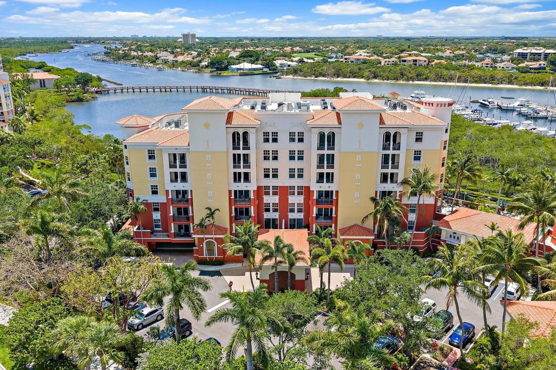 This is one of the largest and best residences in Jupiter Yacht Club !