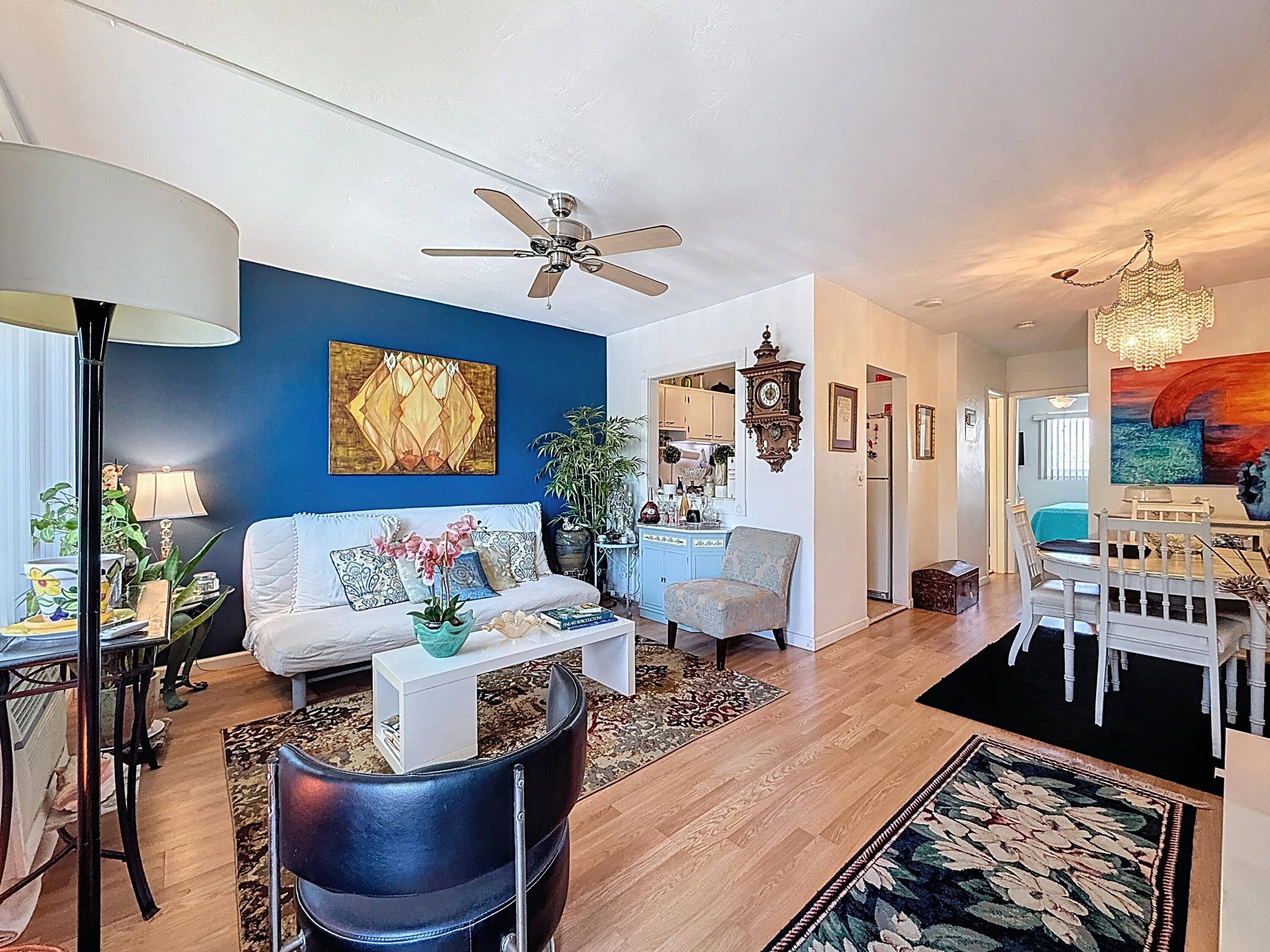 Live the Ultimate South Florida lifestyle in this beautifully finished 1 bedroom condo with direct ocean access and boat docks available.