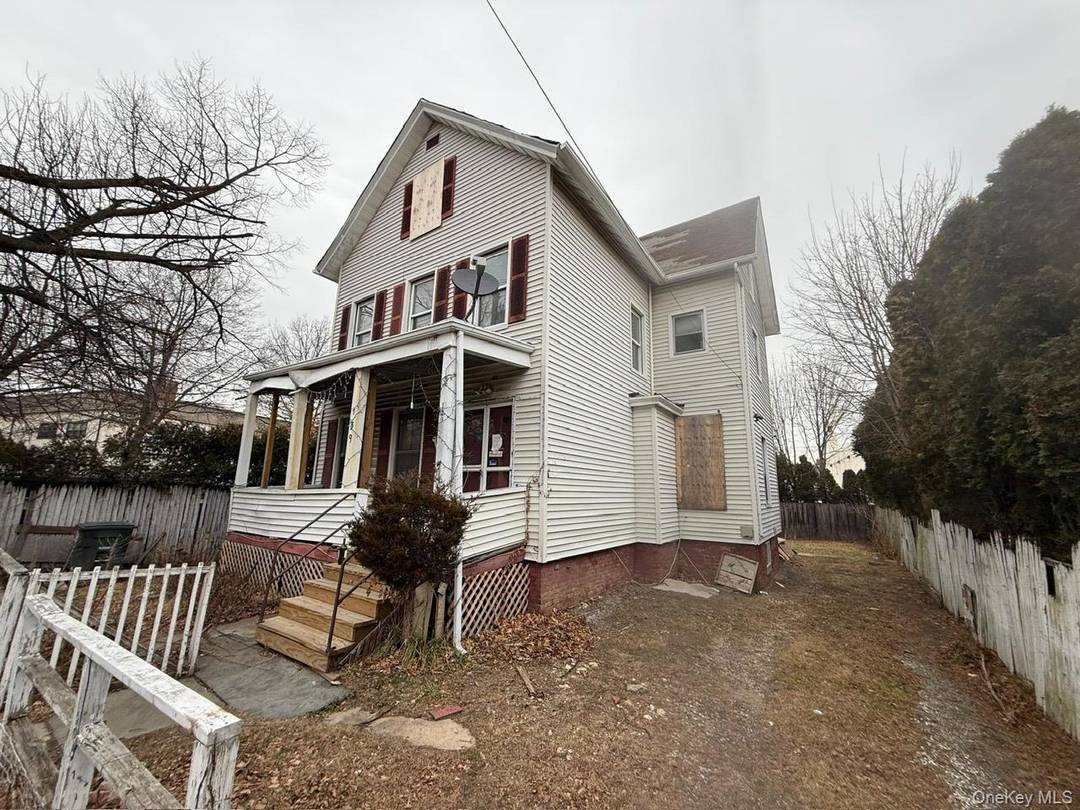 Attention Investors ! Don t miss this prime value add opportunity in the heart of Port Chester, NY.