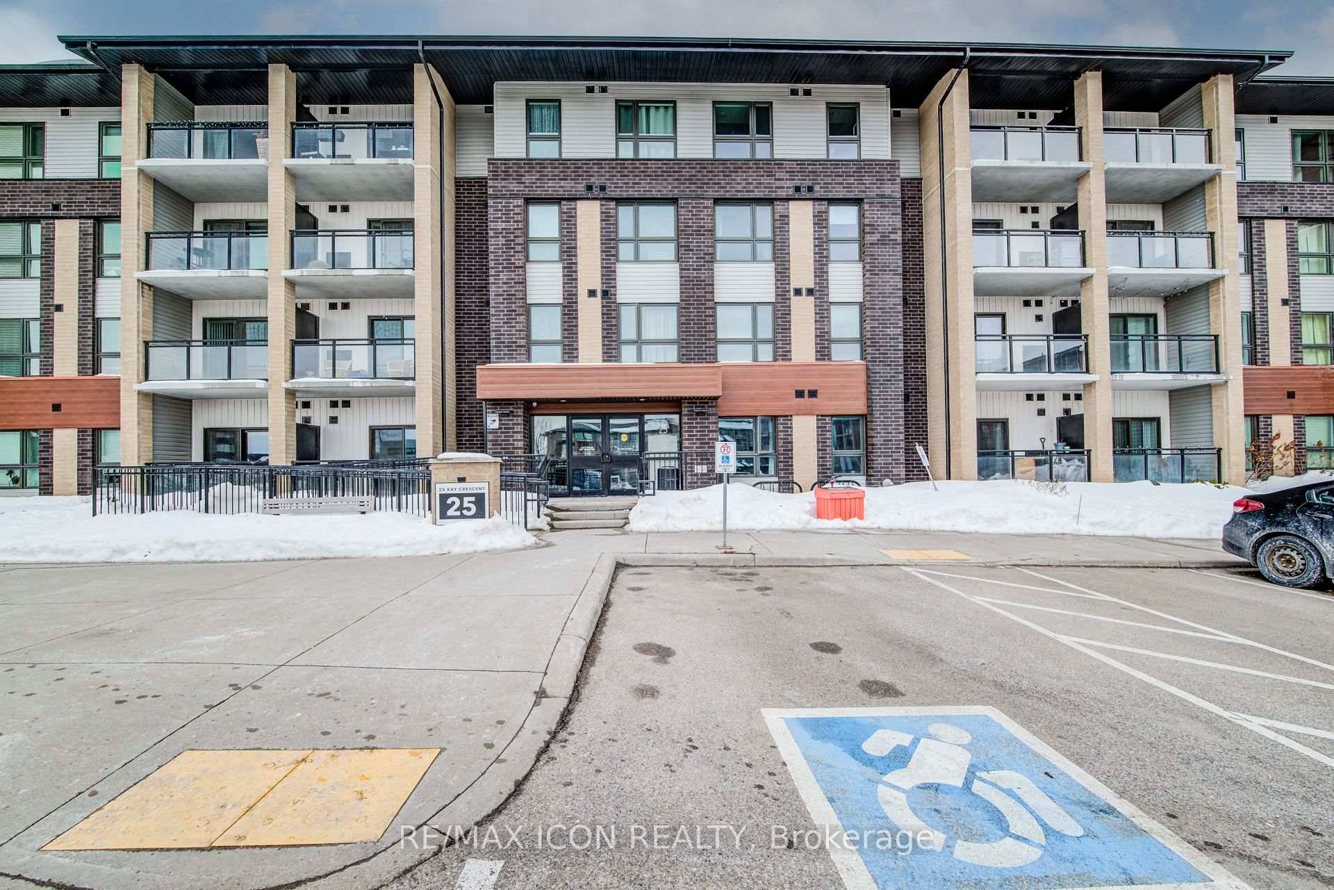 Exceptional corner unit in South Guelphs Clairity Condos, built by award winning Reids Heritage Homes.