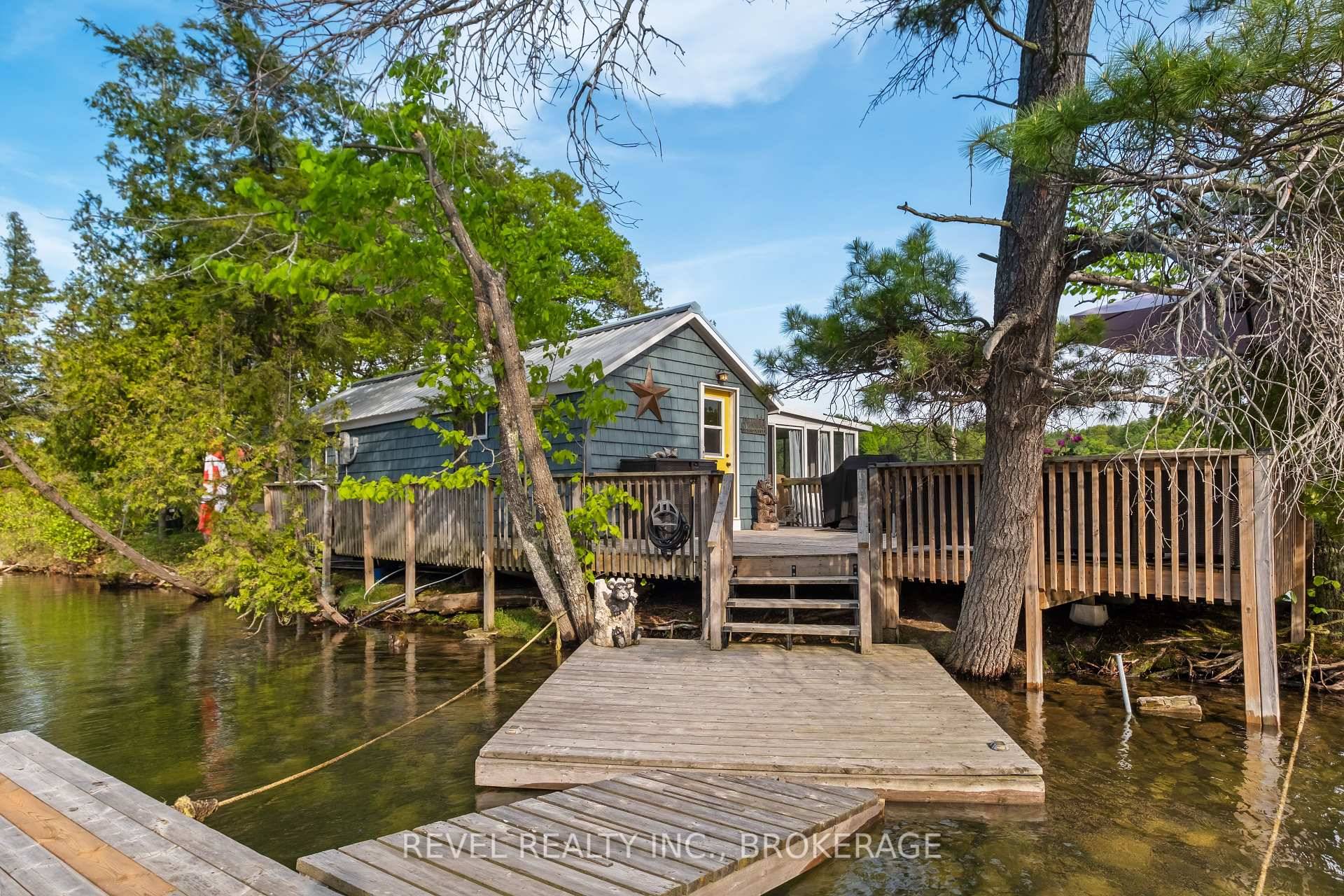 Your Private Island Escape on Bobs Lake Ever dreamed of owning your very own island ?