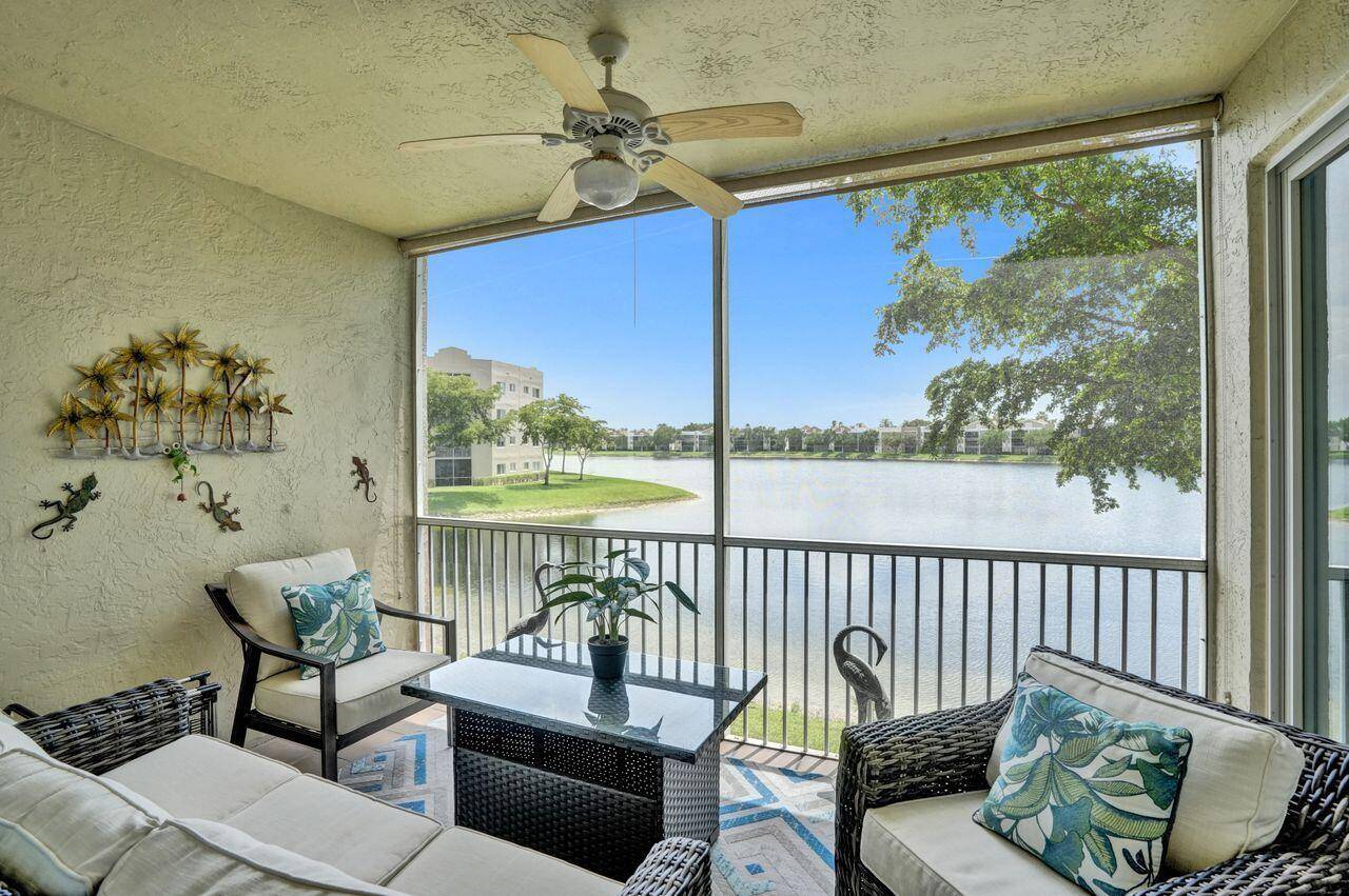 Move right into this spacious Victoria model.