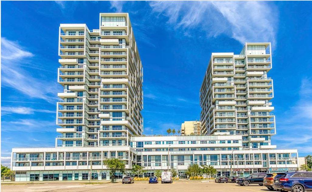 Stunning 2 Bedroom Corner Unit with Unobstructed Lake Views !