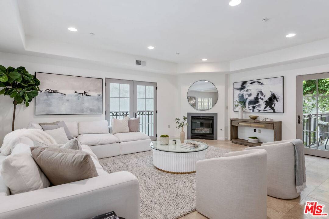 11633 Chenault St 2BR Brentwood La