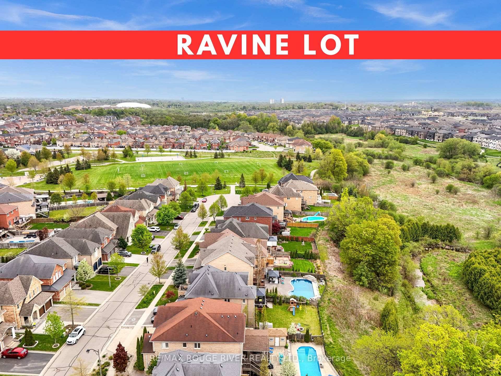 Absolutely Stunning Detached Home Situated In The Heart Of The Prestigious Williamsburg Neighbourhood, Boasting Over 3, 000 Sq Ft Of Luxurious Living Space On A Rare And Serene Ravine Lot ...