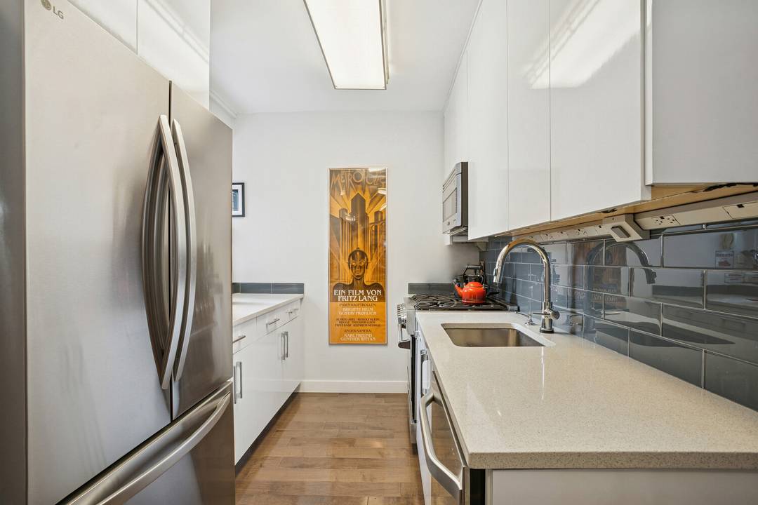 Apartment 7G is truly a sight to behold.