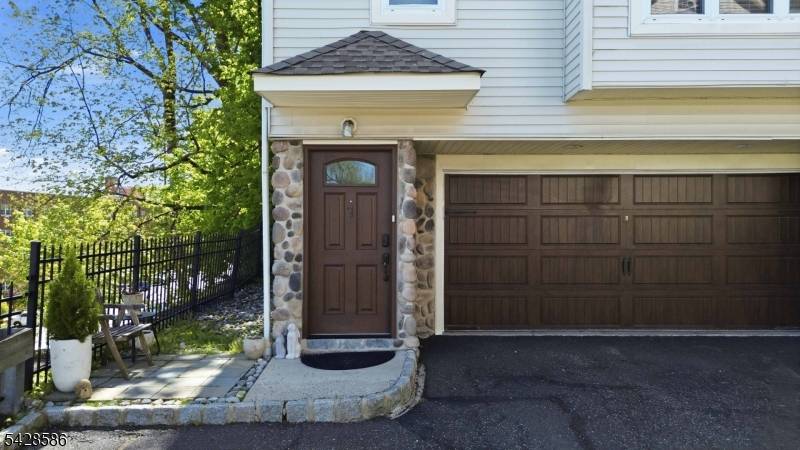 A rare opportunity in one of Morristown's most private and unique townhome enclaves, just 9 homes tucked beside the protected green space of Morristown National Historical Park Fort Nonsense, yet ...