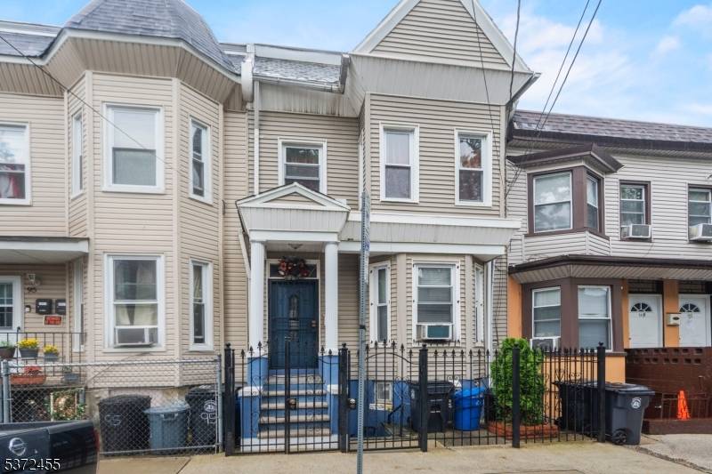 Garside St Newark City New Jersey Single-Family