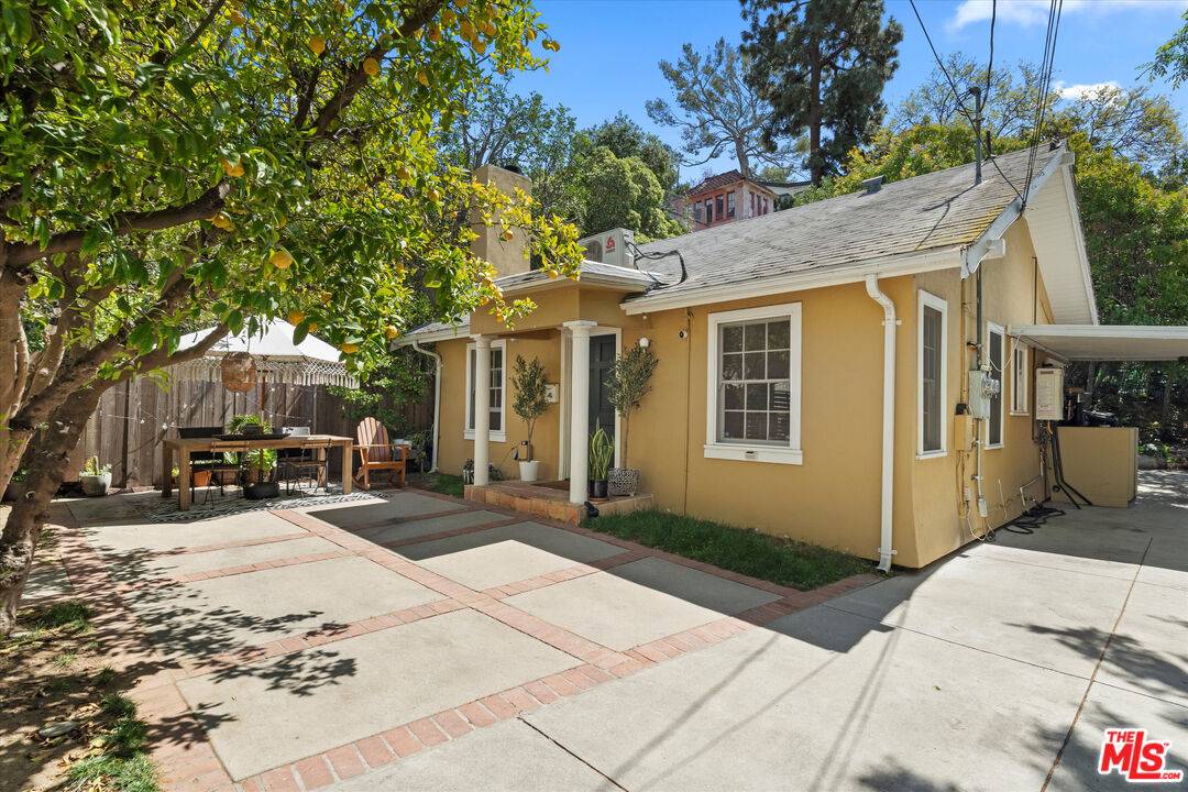 2516   Glen Green St 3.0 Hollywood Hills East LA