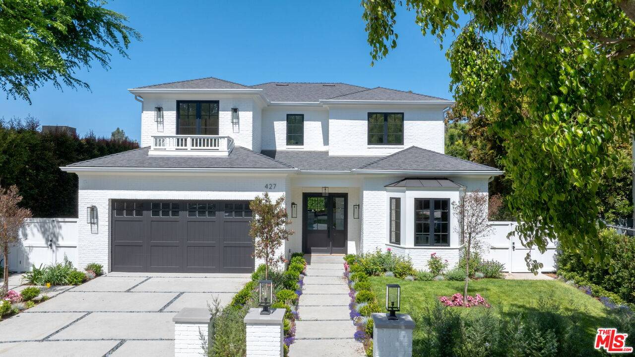 427  N Bundy Dr 7BR Brentwood La