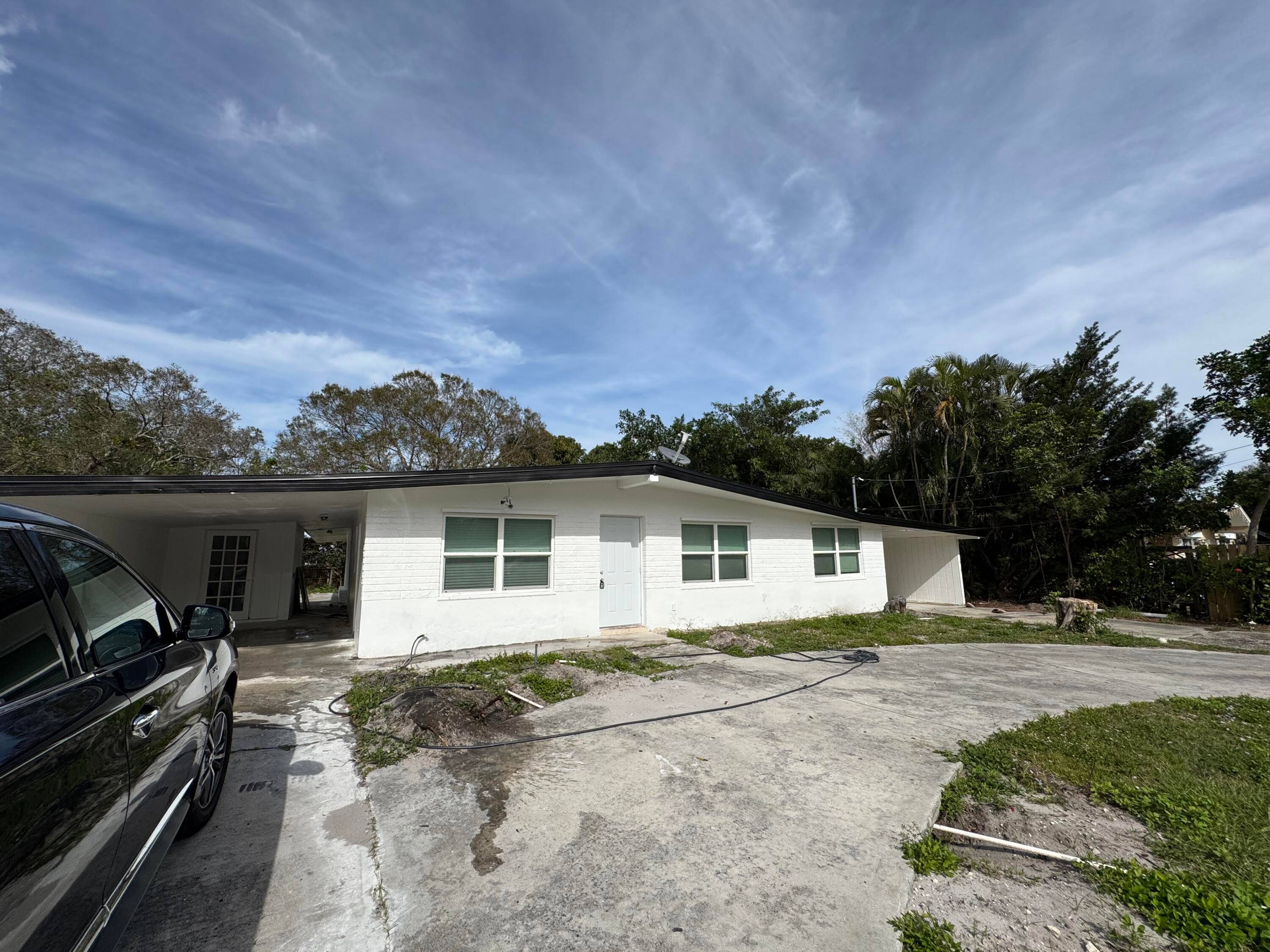 Multifamily property duplex.