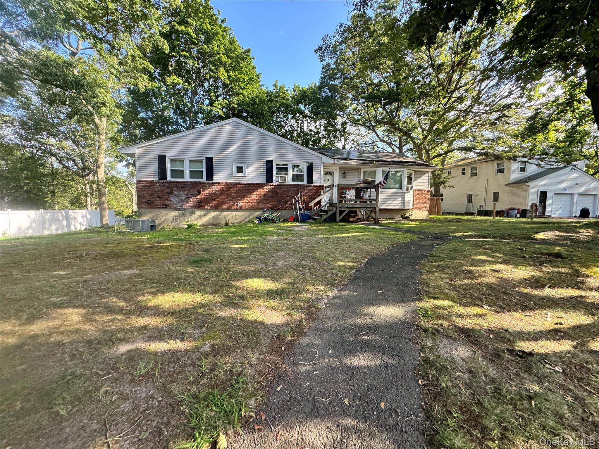 Cash offers, sold as is. No interior access.
