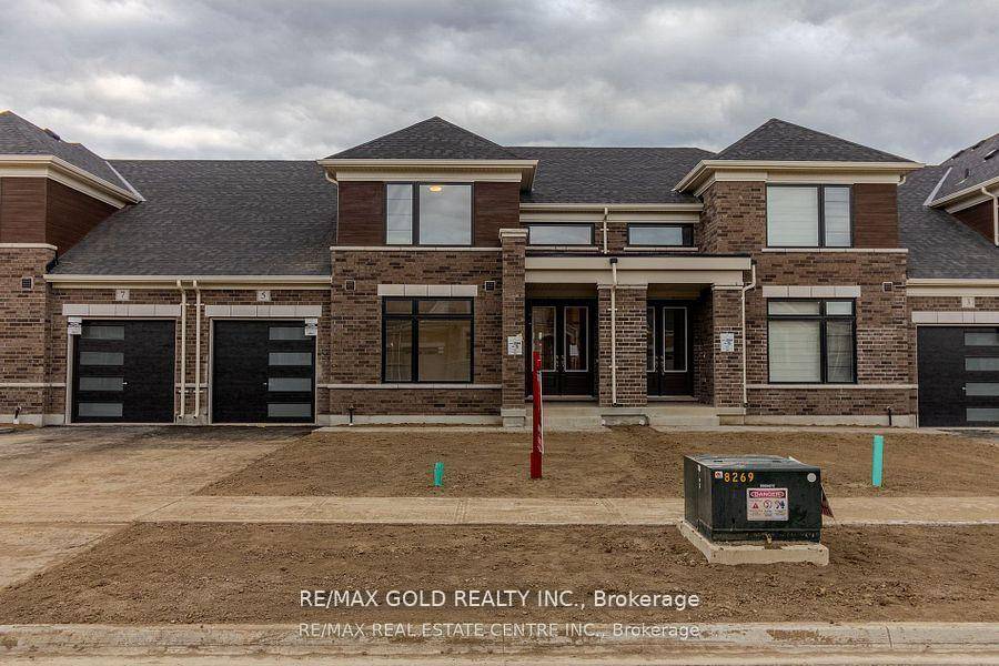 ! ! Gorgeous 3 Bedroom's, 3 Washroom's Huge 2000 SQFT Townhouse In One Of The Most Desired Location Of Colgan In Adjala Tosorontio !