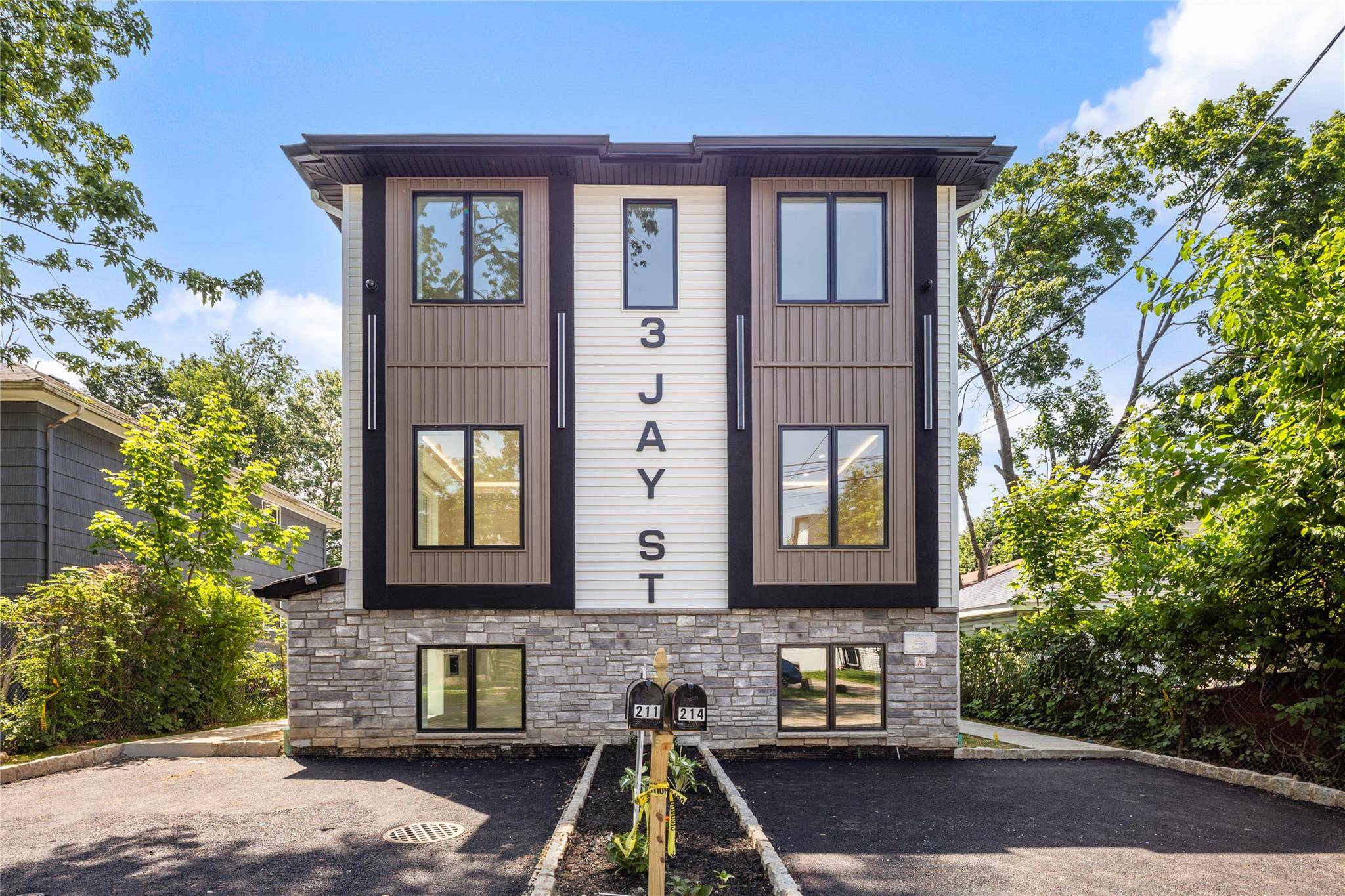 Experience luxury living at its finest in this stunning brand new 8 bedroom estate !