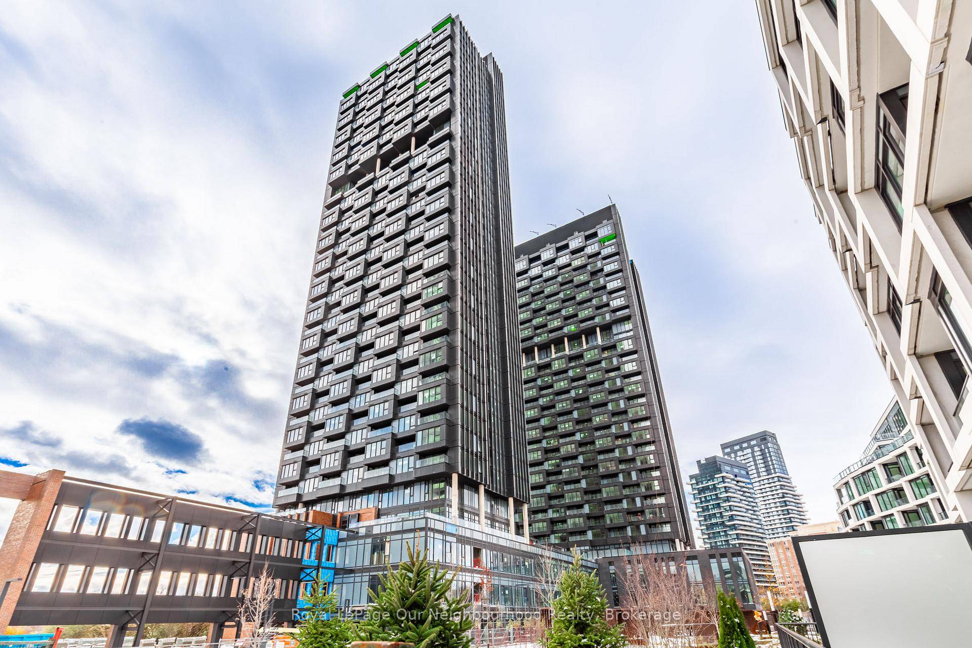 Welcome to One Crosstown at 1 Quarrington Lane !