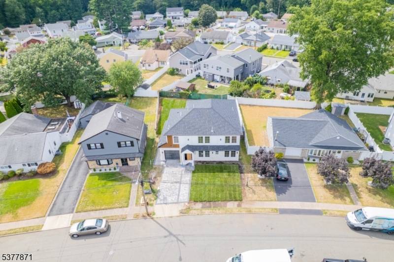 What a huge transformation from a ranch to a colonial house.