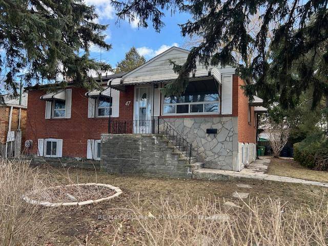 Move in Ready 3 Bedroom House in a Great Neighborhood Close to All Amenities TTC, Shopping, Tenant Pays Utilities 60 Main Level Only.