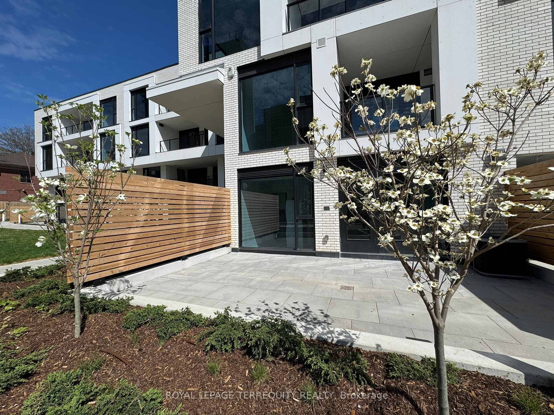 Welcome to The Residences of Keewatin Park.