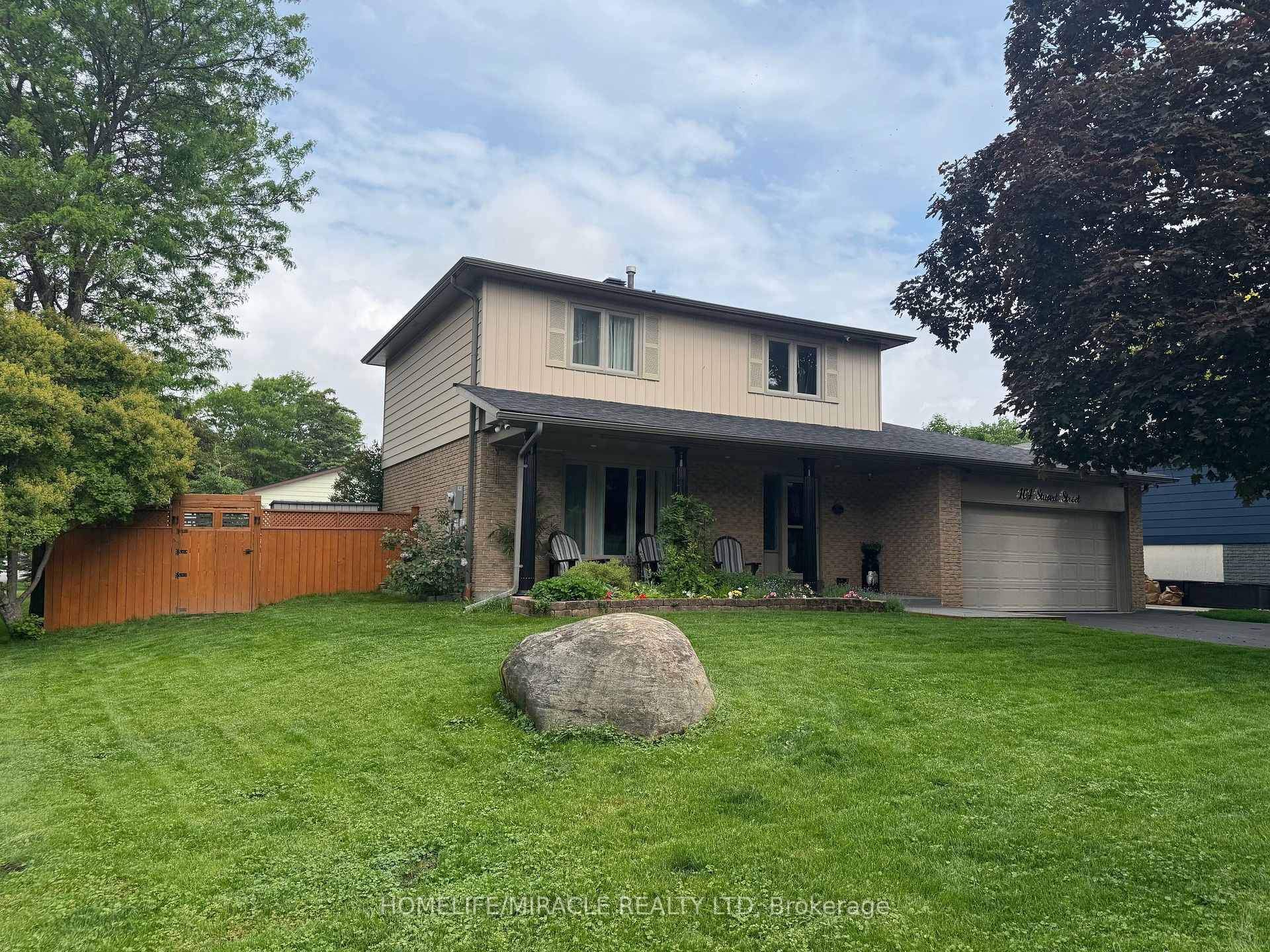 Wow ! Absolutely Stunning 4 1 Bedroom Home with Incredible Backyard Oasis !