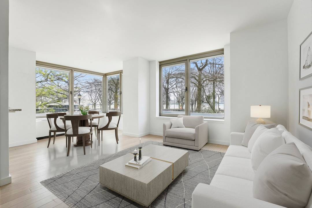 Welcome home to Residence 1D at River amp ; Warren.