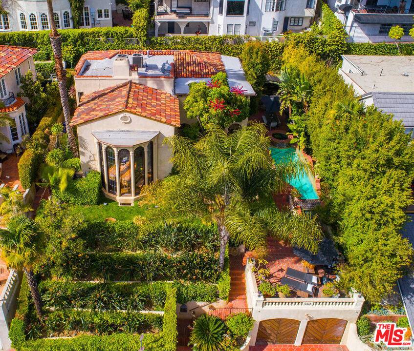 6613   Whitley Ter 3.0 Hollywood Hills East LA