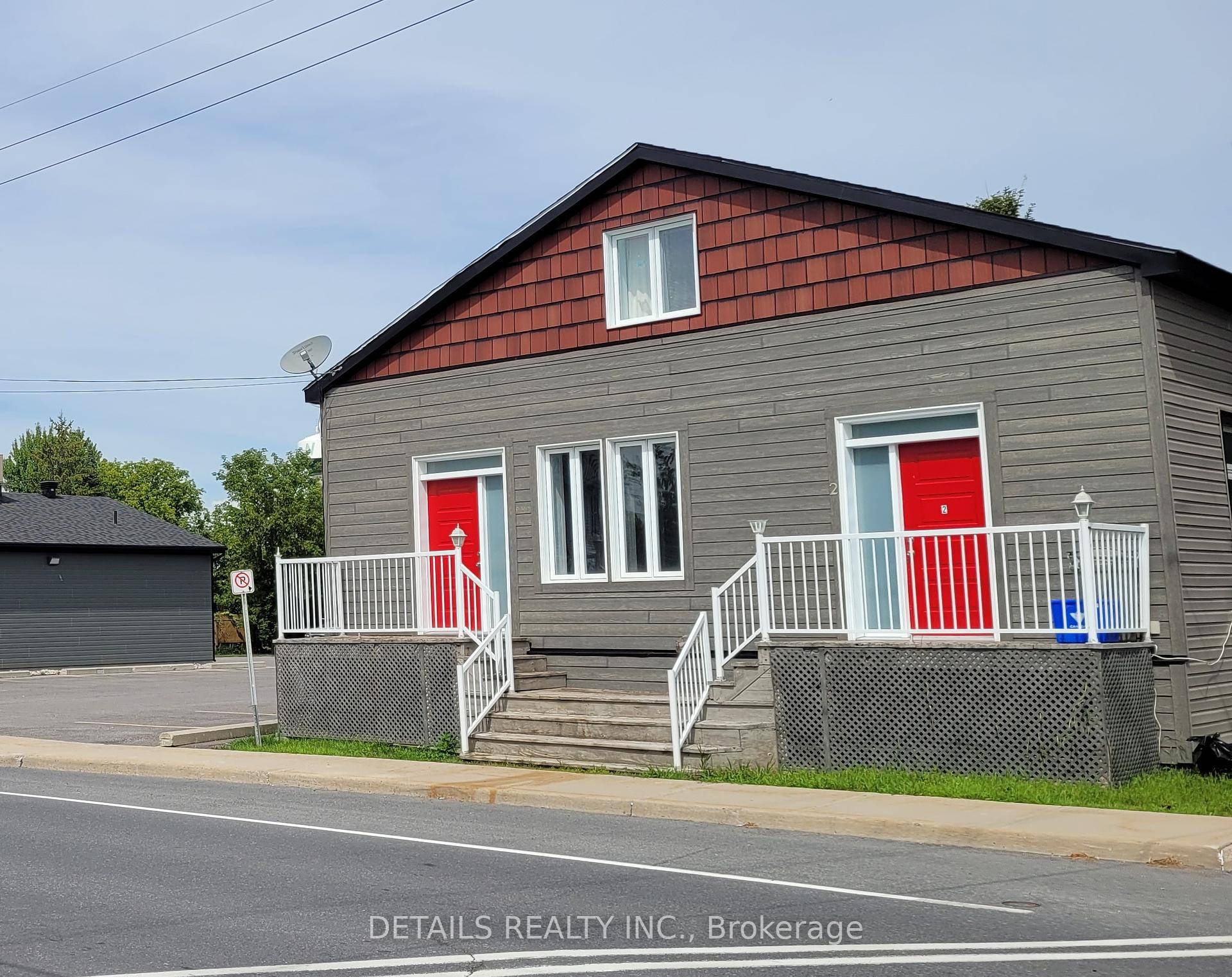 Great Location corner lot Duplex, unit 1 is vacant and ready for your family to move in, Ideal for first time buyer, live in unit 1 while the rented unit ...