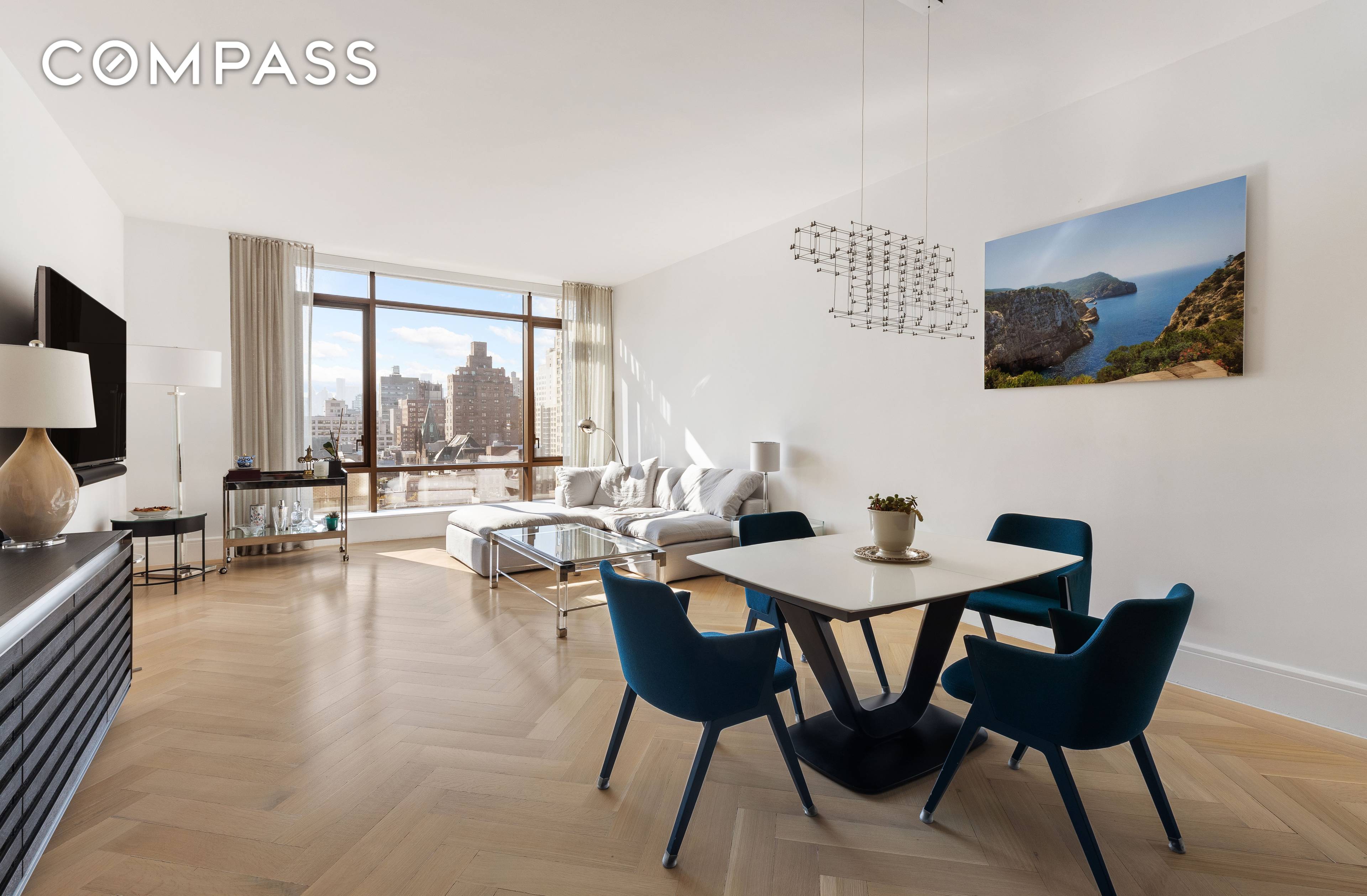 Welcome to 215 East 19th Street, Residence 9G a magnificent three bedroom home in The Tower at Gramercy Square, offering expansive interiors and sweeping city views.