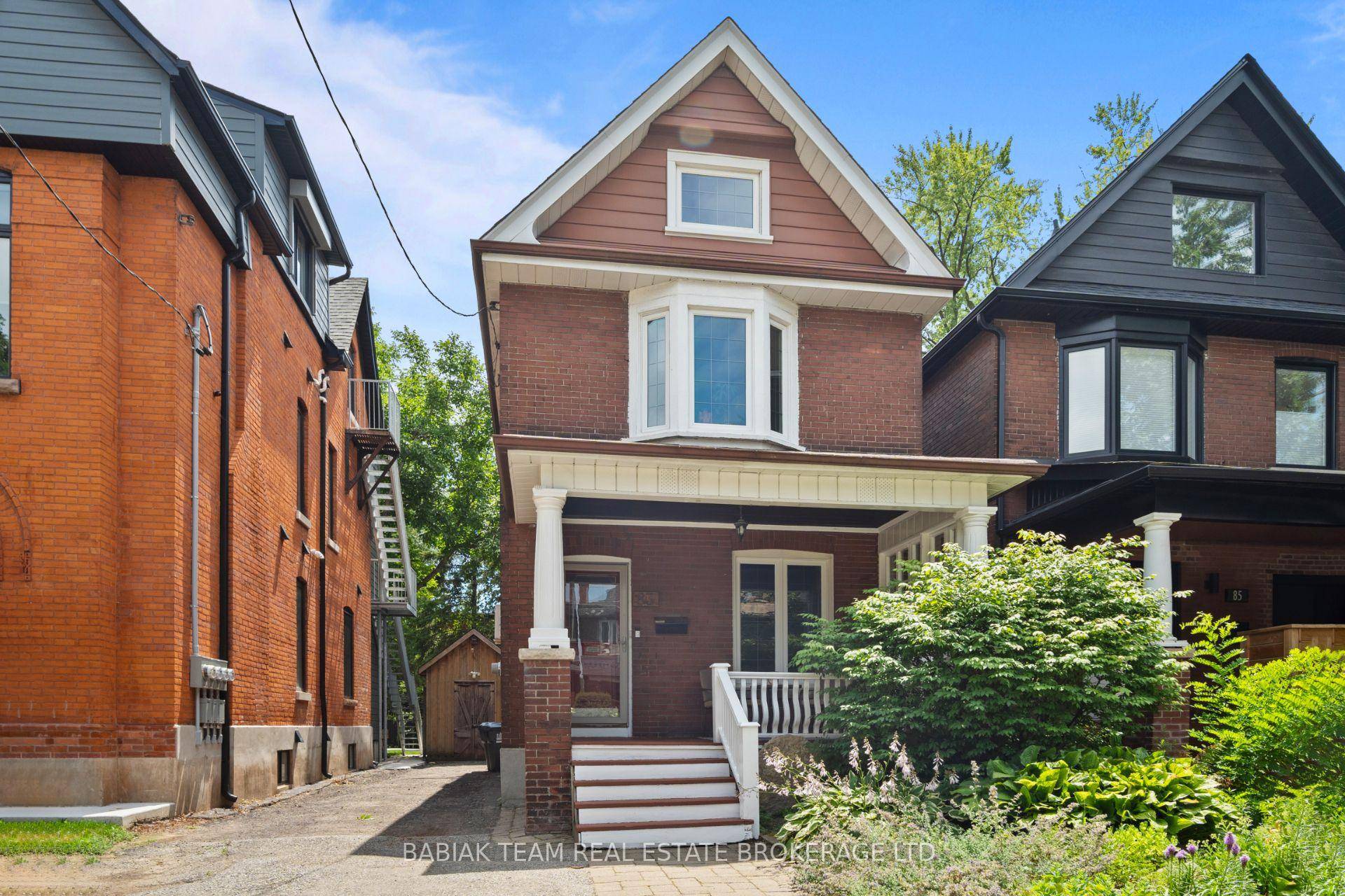 Delightful updated 3 bedroom, 2 bath family home with a huge backyard and impressive 3 car private driveway, located in the vibrant Junction neighbourhood !