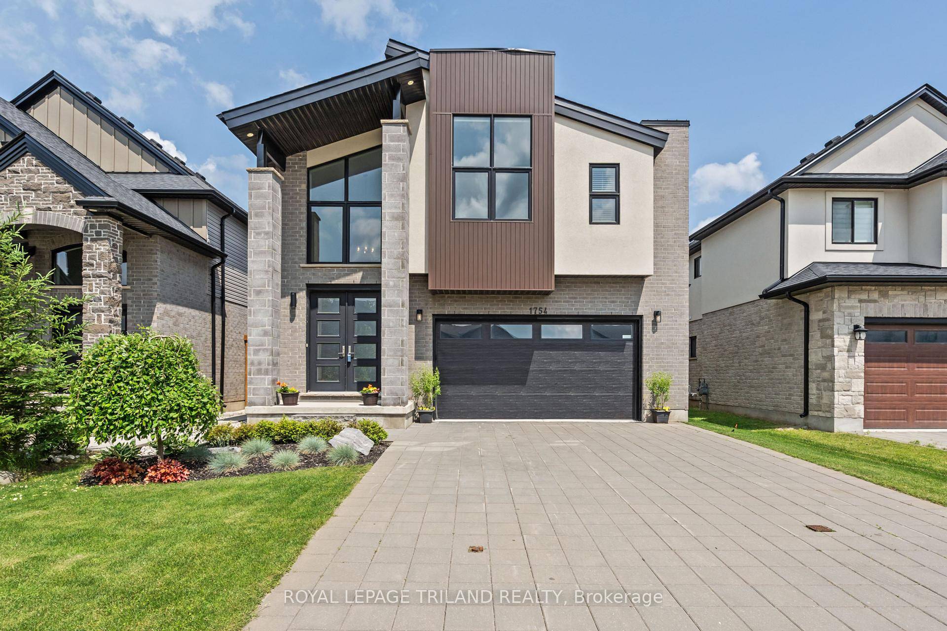 This contemporary home in Wickerson is just steps away from the ski hills and year round activities at Boler Mountain !