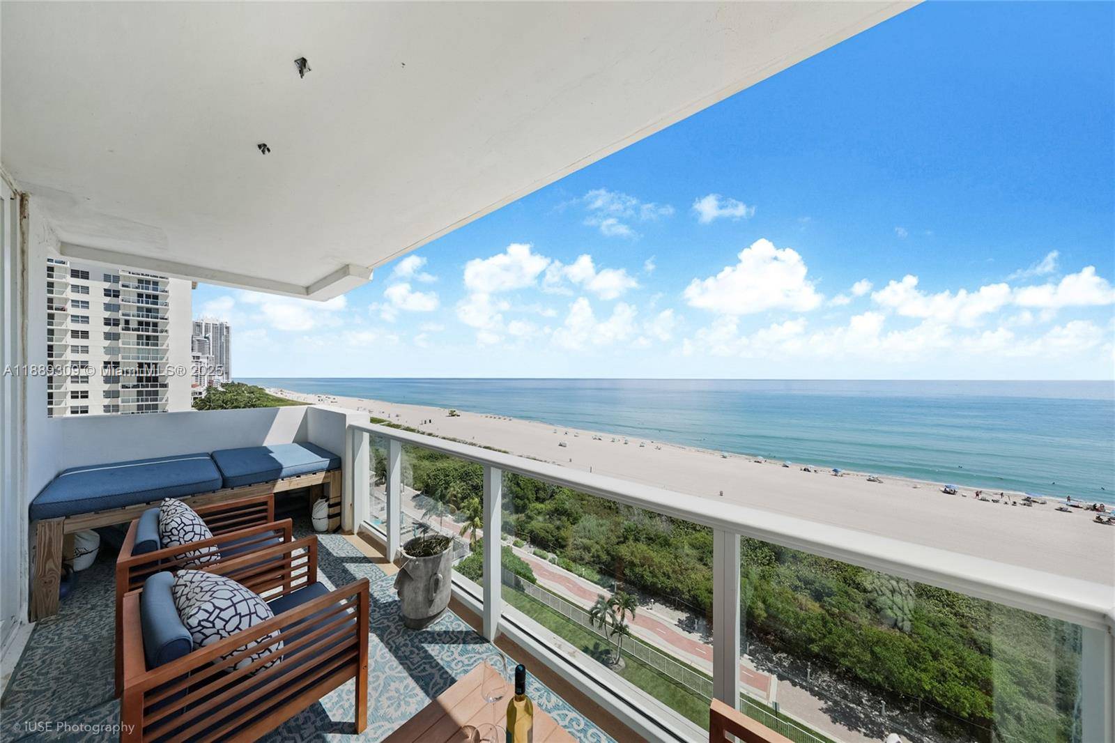Beautiful corner unit will make you feel like you re on vacation every day.