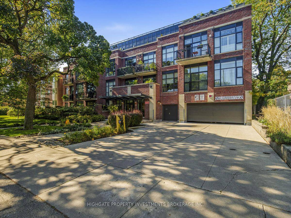 Bright amp ; Spacious 1 Bed, 1 Bath In The Beach Queen Woodbine.