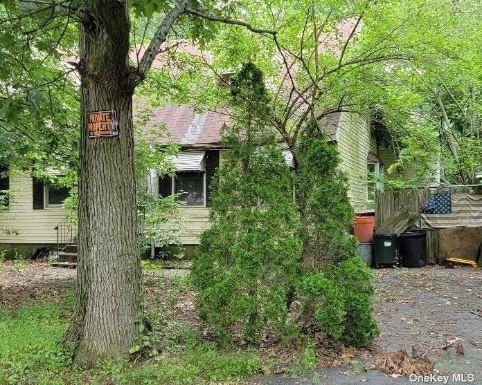 458 Lockwood Drive, Shirley NY 11967
