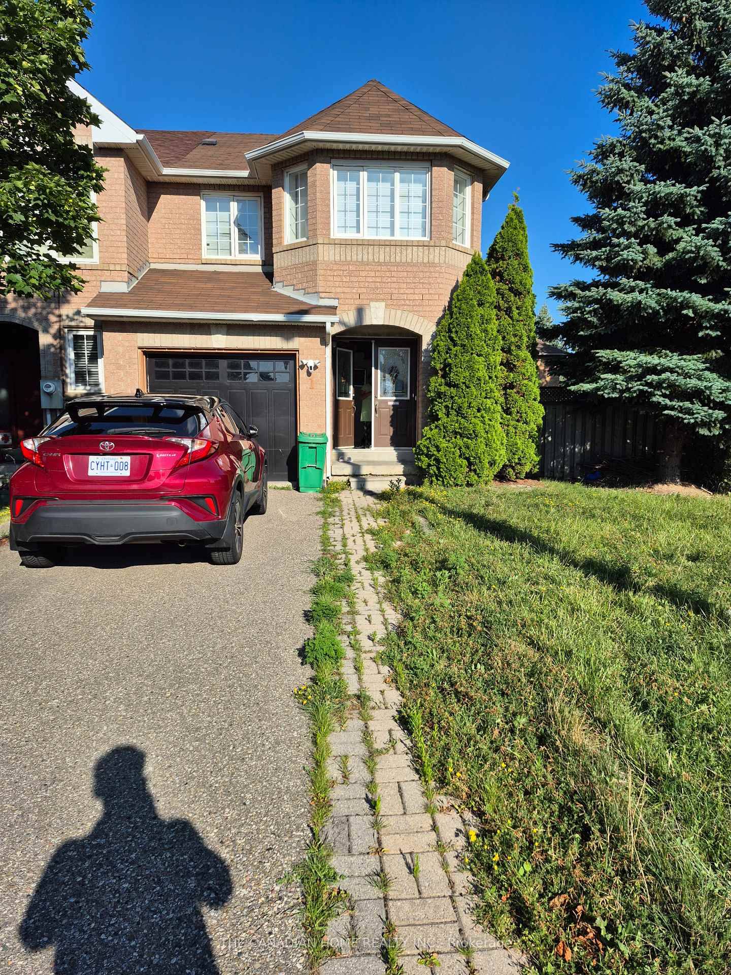 End Unit Townhouse That Feels Like a Semi Detached With a Huge Backyard !